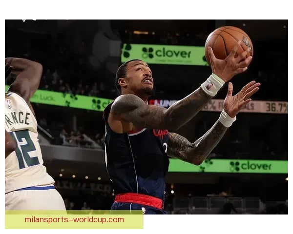 快船五连胜力克雄鹿小卡连场高分大洛迎盖帽里程碑